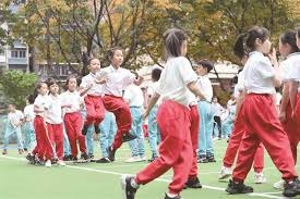 记者：于帕在穆西亚拉等3人续约后改变了自己的续约诉求